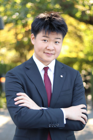Neil Hong Headshot