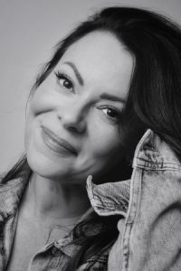 Headshot of Tara Slone